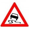 Panneau VKZ.114 triangle 900mm sol Glissant