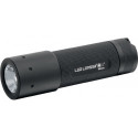 Lampe torche LED i² 105 lm 3 x micro cellules AAA 170 m LEDLENSER
