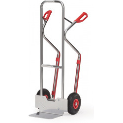 Diable en tubes d’acier H. 1300 mm pelle-L250xl320 mm pneumatique capacité de charge 200 kg couleur alu FETRA